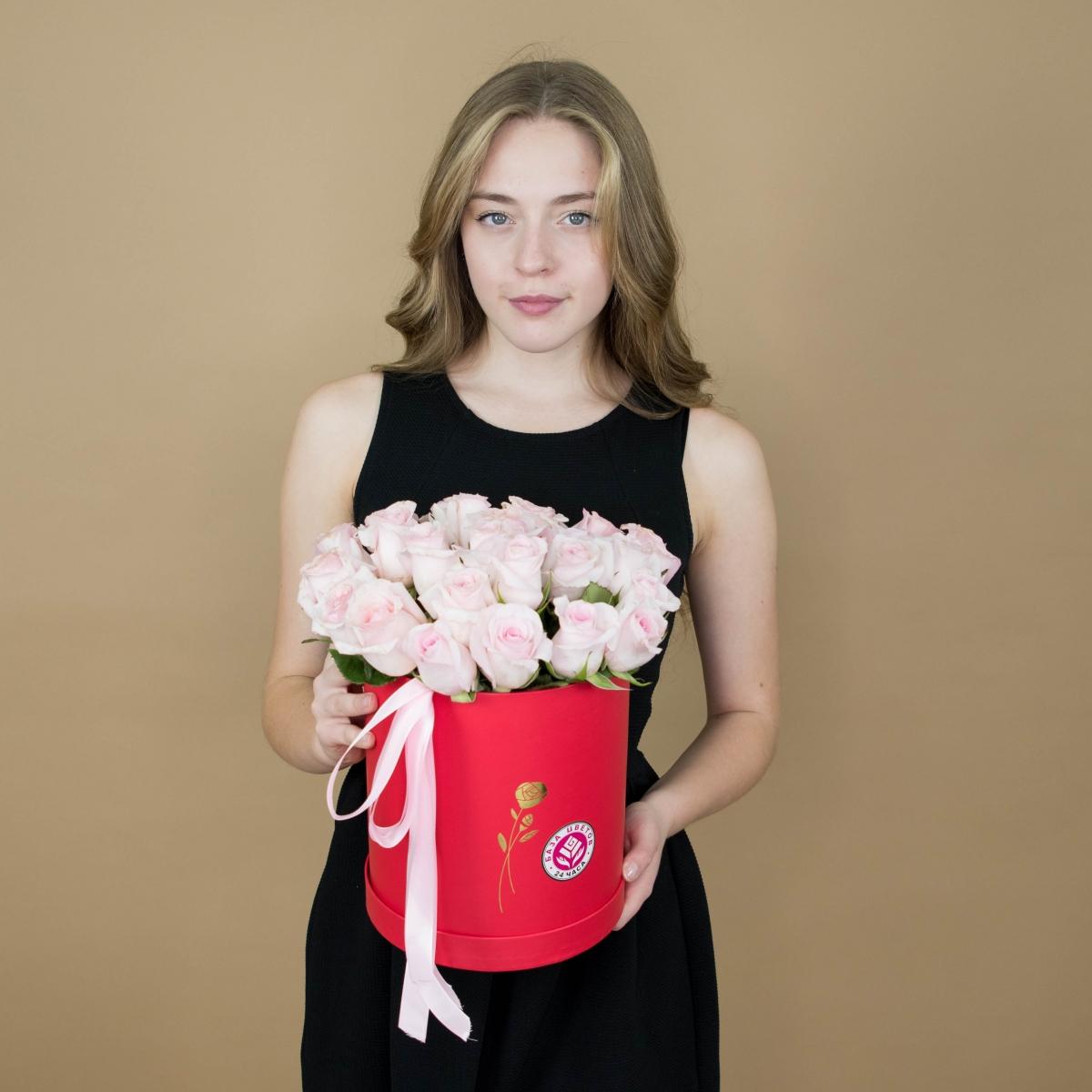 Розы розовые в шляпной коробке (articul: 120s)